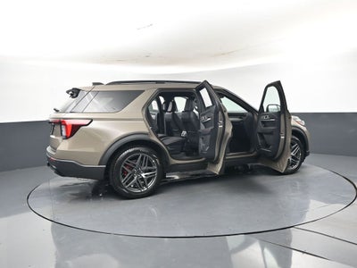 2026 Ford Explorer ST-Line 300A