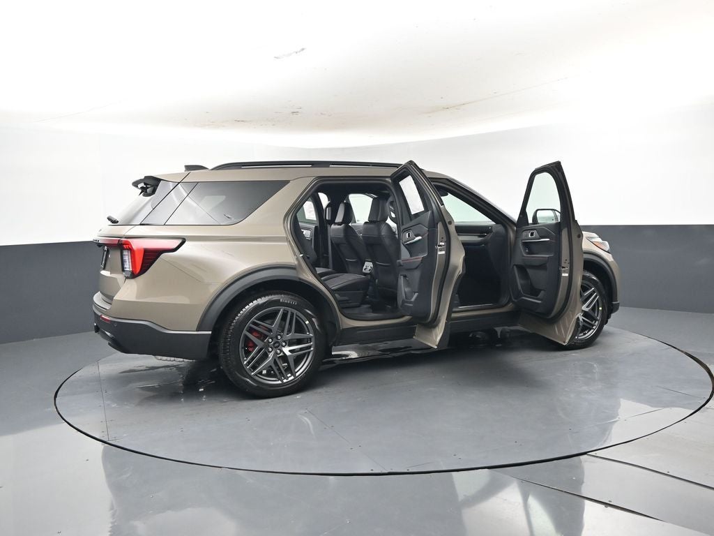2026 Ford Explorer ST-Line 300A