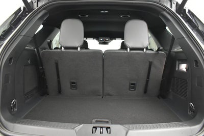 2026 Ford Explorer ST-Line 300A