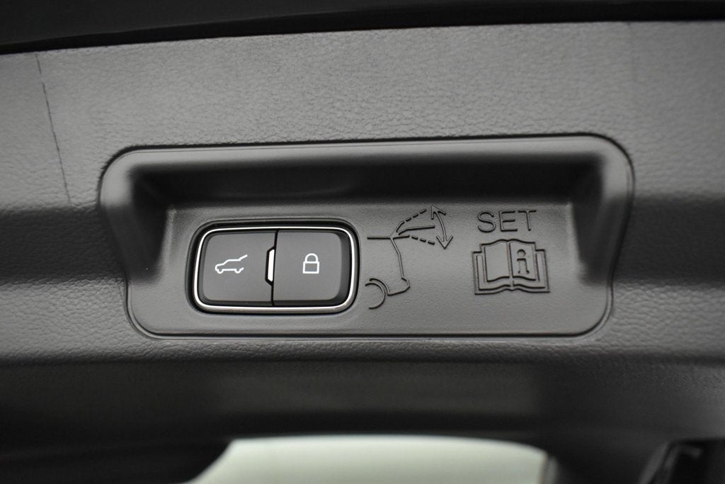 2027 Ford Explorer ST-Line 300A