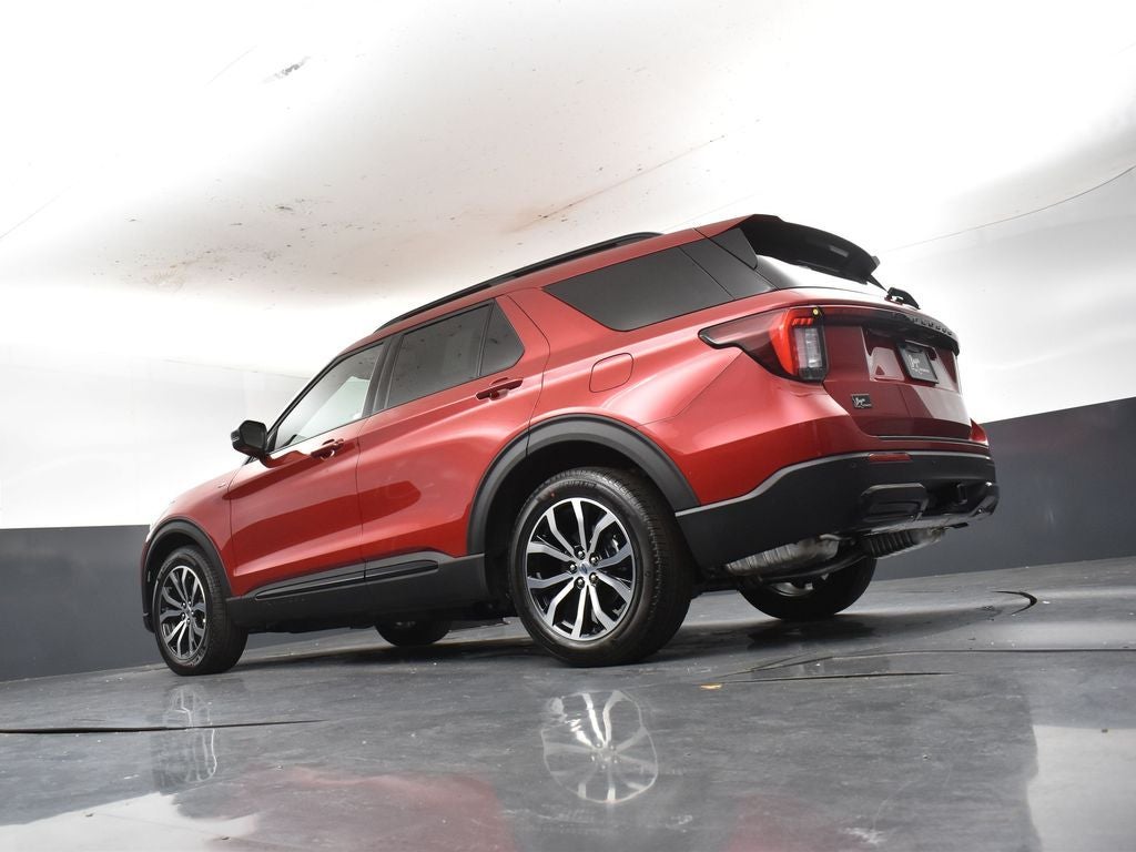 2026 Ford Explorer ST-Line 300A