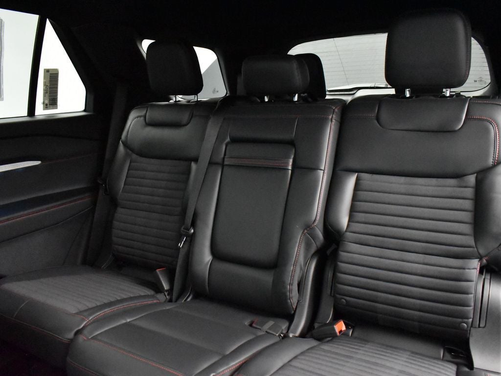 2026 Ford Explorer ST-Line 300A