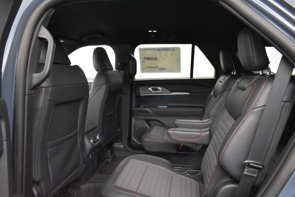 2026 Ford Explorer ST-Line 300A