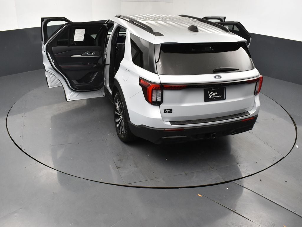 2026 Ford Explorer ST-Line 300A