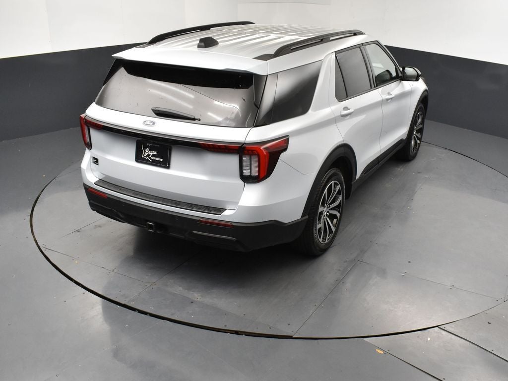 2026 Ford Explorer ST-Line 300A