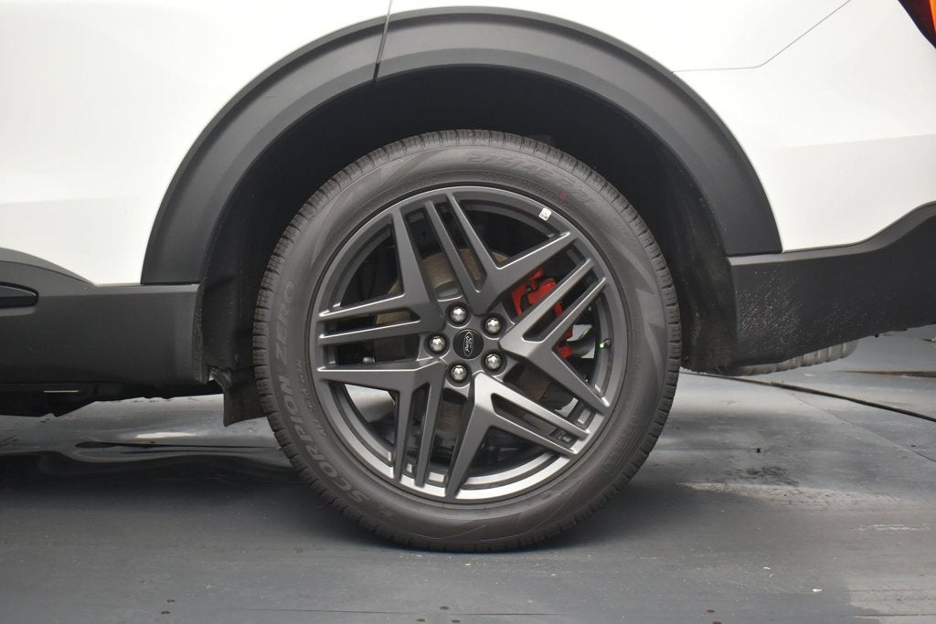 2026 Ford Explorer ST-Line 300A