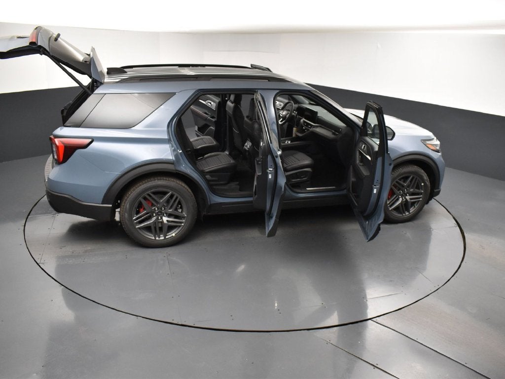 2027 Ford Explorer ST-Line 300A