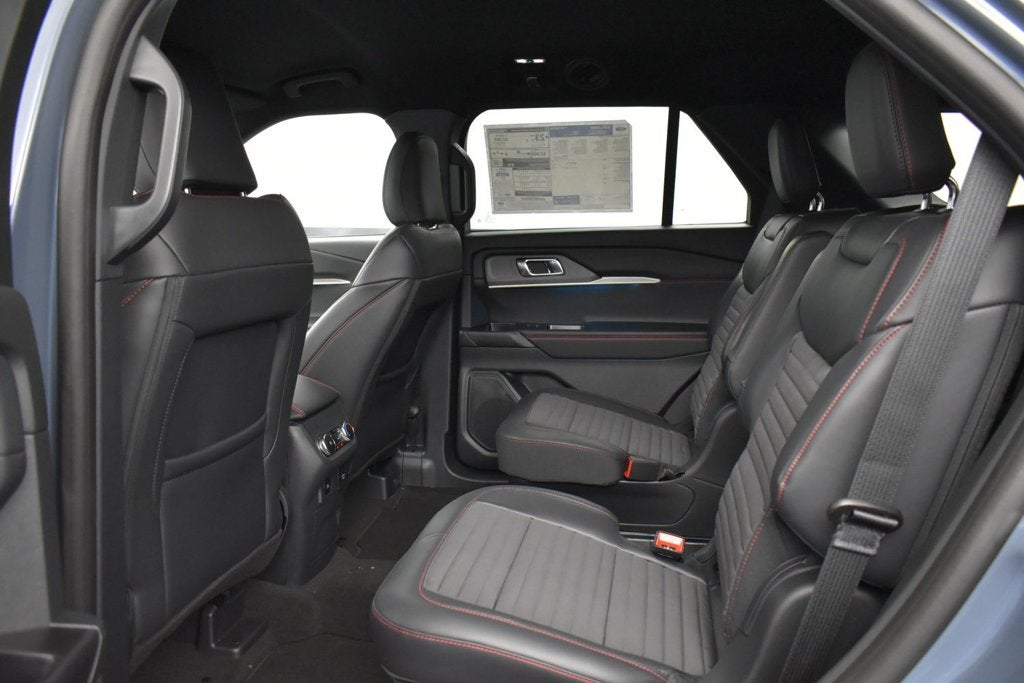2027 Ford Explorer ST-Line 300A