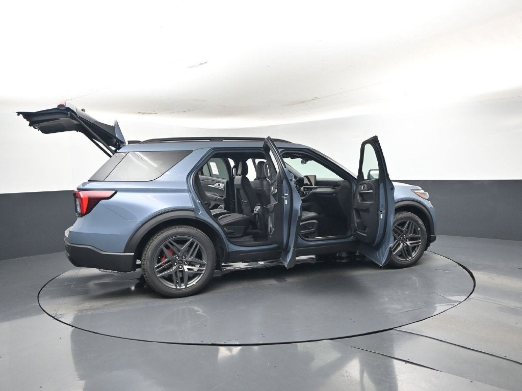 2027 Ford Explorer ST-Line 300A
