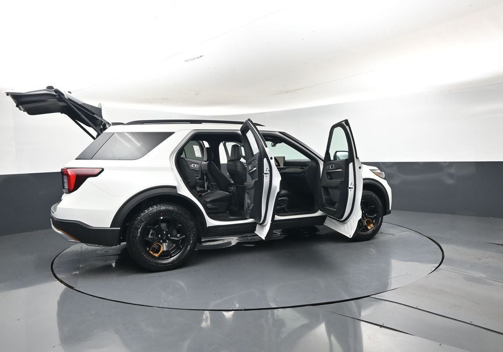 2026 Ford Explorer Tremor 800A
