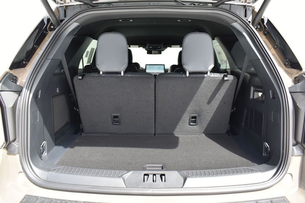 2026 Ford Explorer Tremor 800A