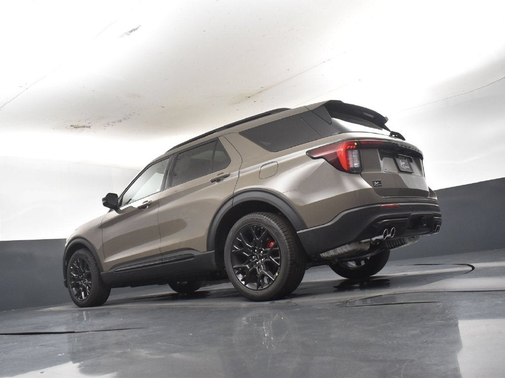 2027 Ford Explorer ST 400A
