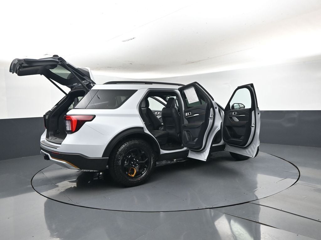 2026 Ford Explorer Tremor 800A