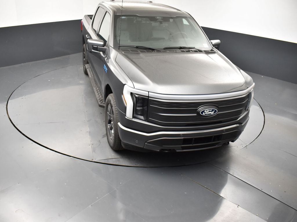 2025 Ford F-150 Lightning Lariat 511A