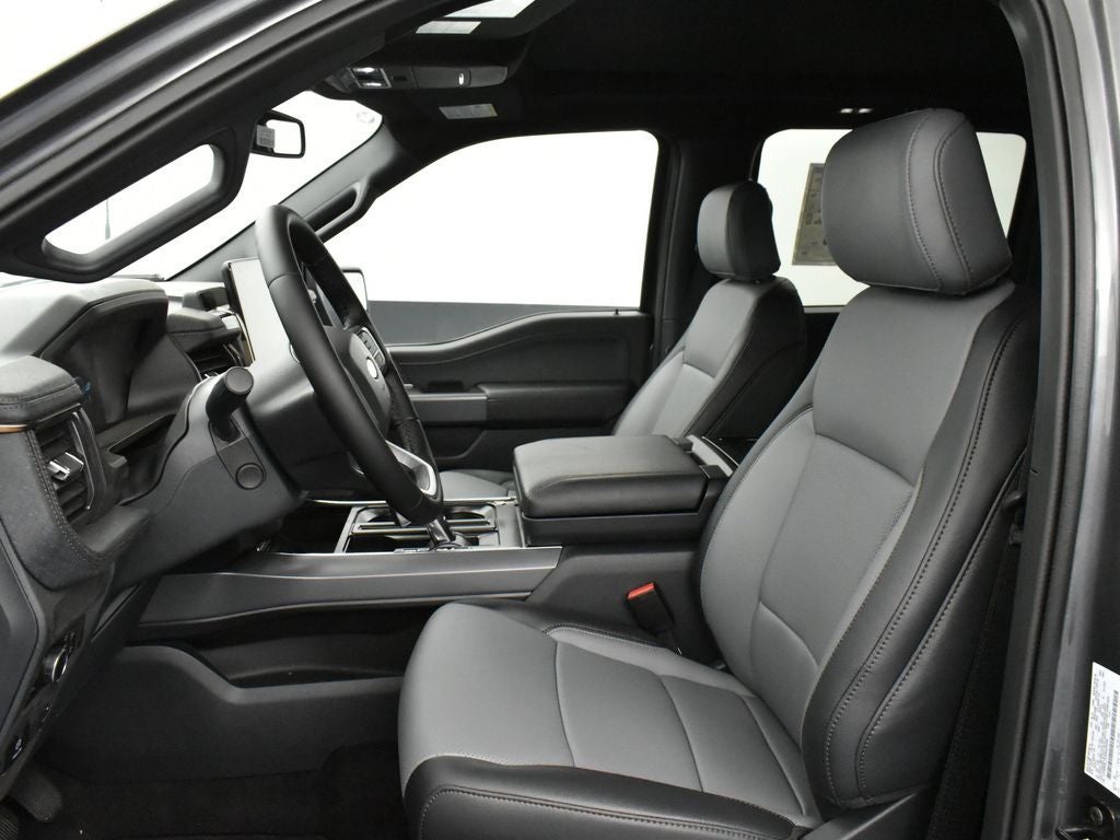 2025 Ford F-150 Lightning Lariat 511A