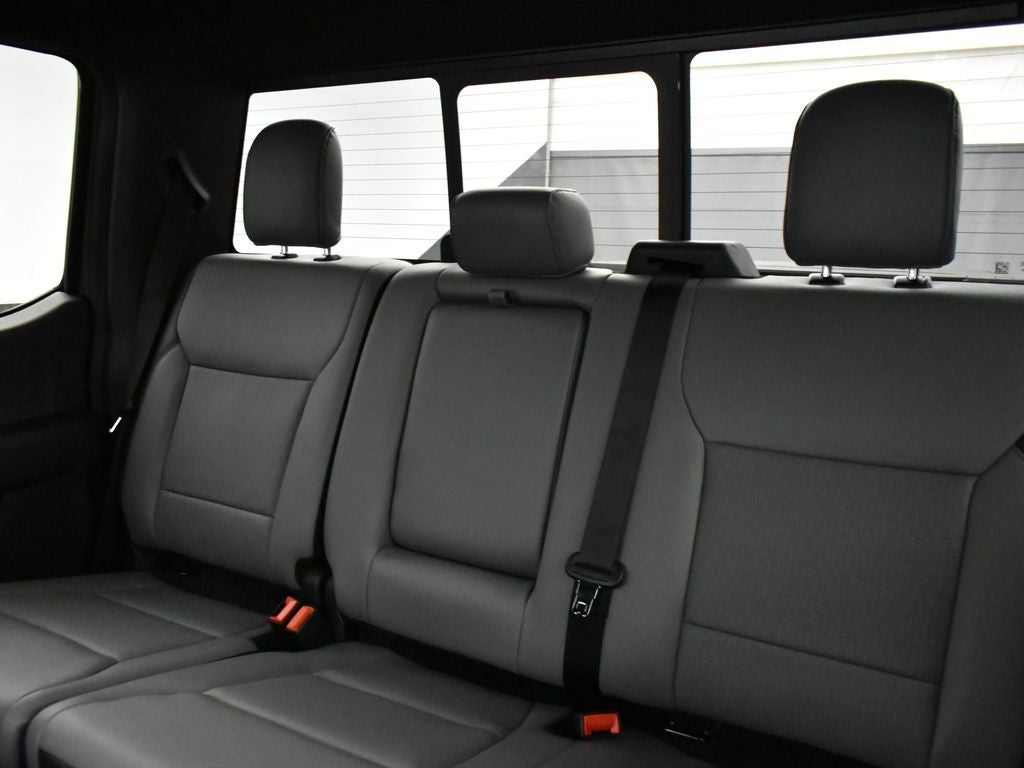 2025 Ford F-150 Lightning Lariat 511A