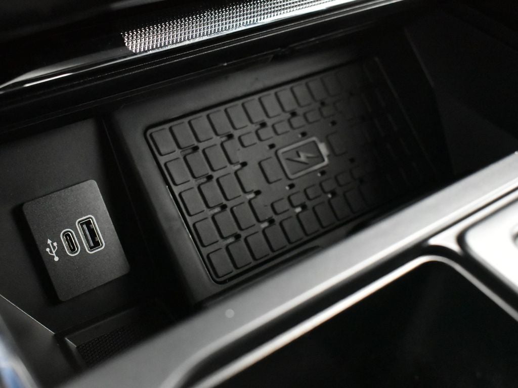 2025 Ford F-150 Lightning Lariat 511A