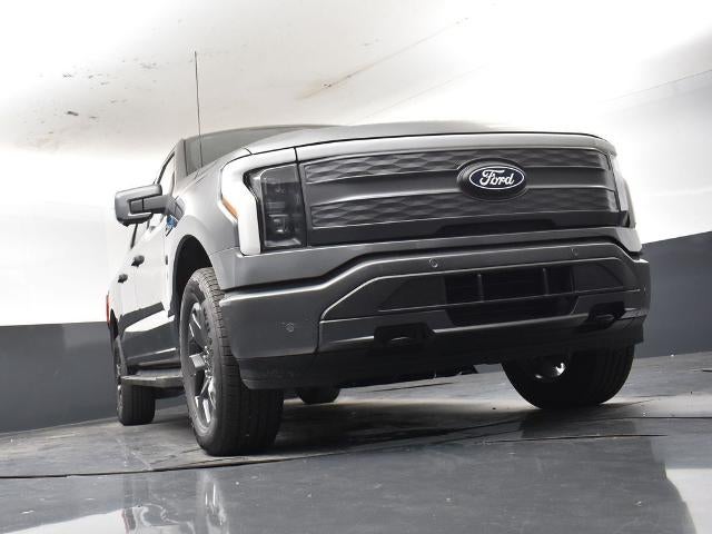 2025 Ford F-150 Lightning Lariat 511A