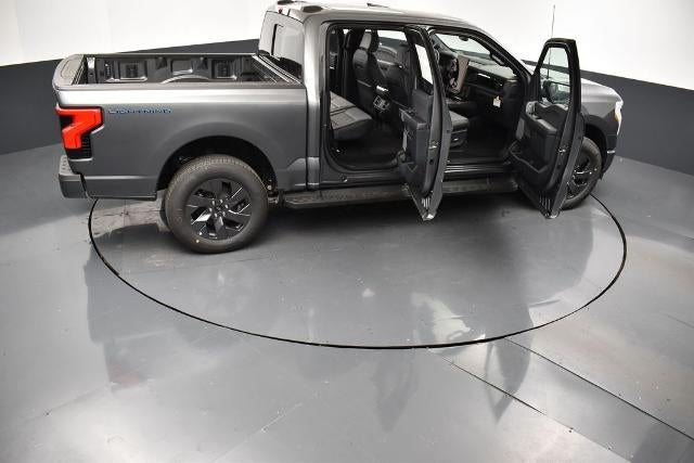 2025 Ford F-150 Lightning Lariat 511A