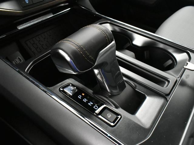 2025 Ford F-150 Lightning Lariat 511A