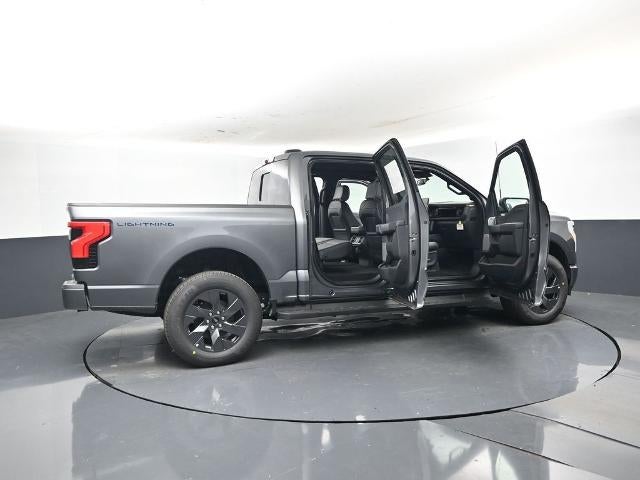 2025 Ford F-150 Lightning Lariat 511A