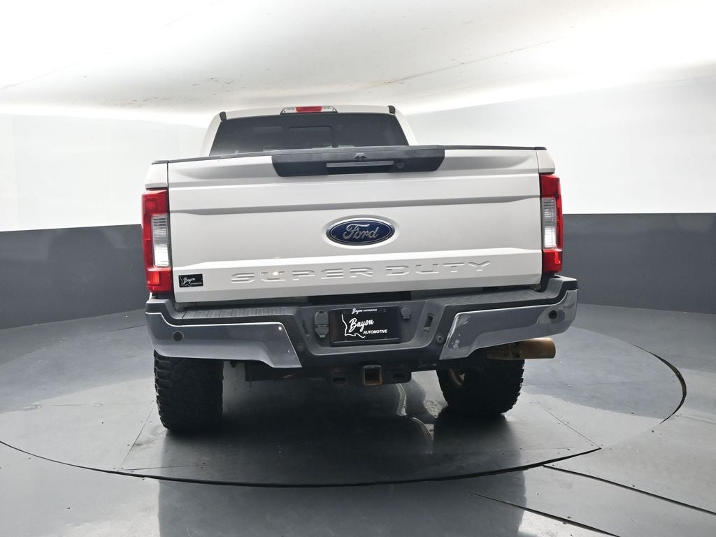 2017 Ford F-250SD Lariat 608A