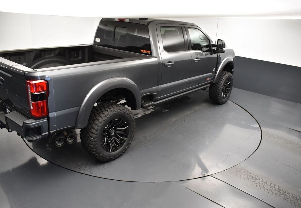 2026 Ford F-250SD Lariat Black Widow