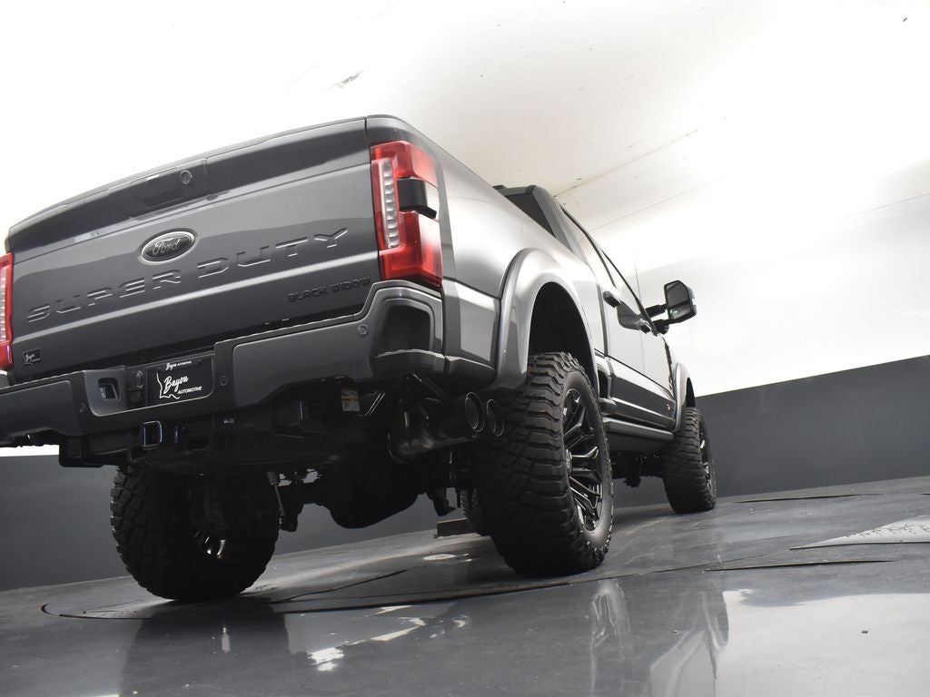 2026 Ford F-250SD Lariat Black Widow