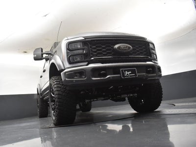 2026 Ford F-250SD Lariat Black Widow