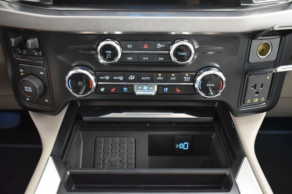 2026 Ford F-250SD Platinum 703A
