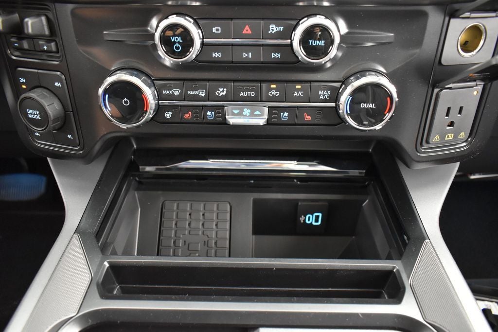 2026 Ford F-250SD SCA Black Widow