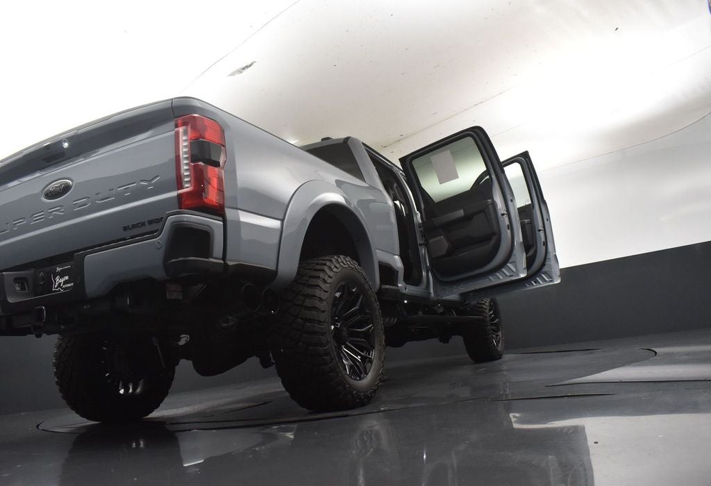 2026 Ford F-250SD Lariat Black Widow