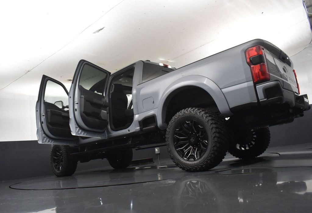 2026 Ford F-250SD Lariat Black Widow
