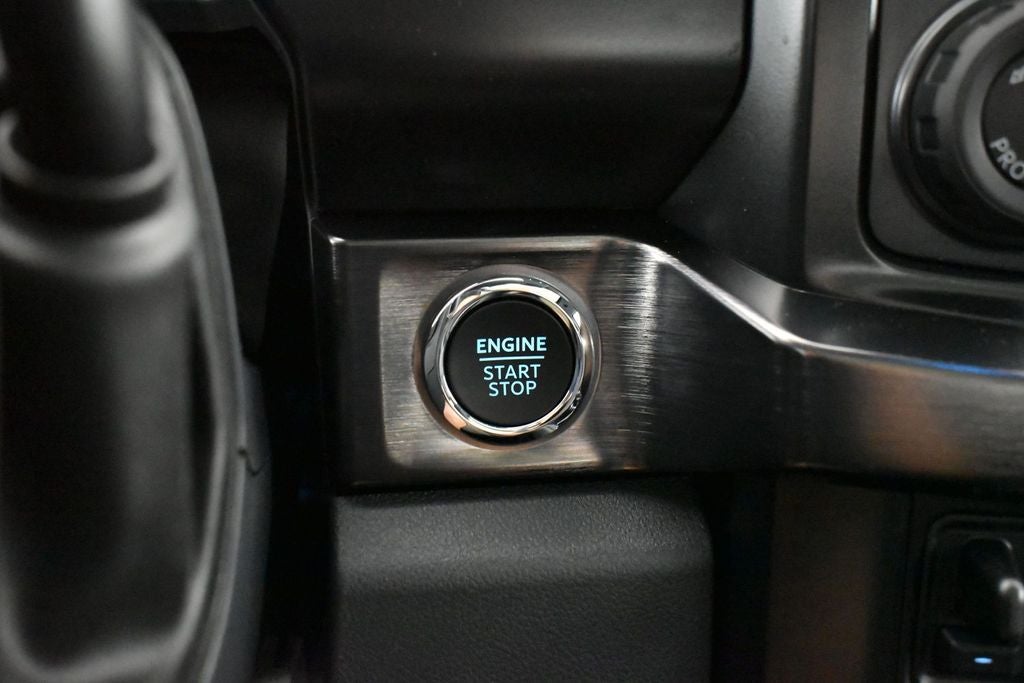 2026 Ford F-250SD Lariat Black Widow