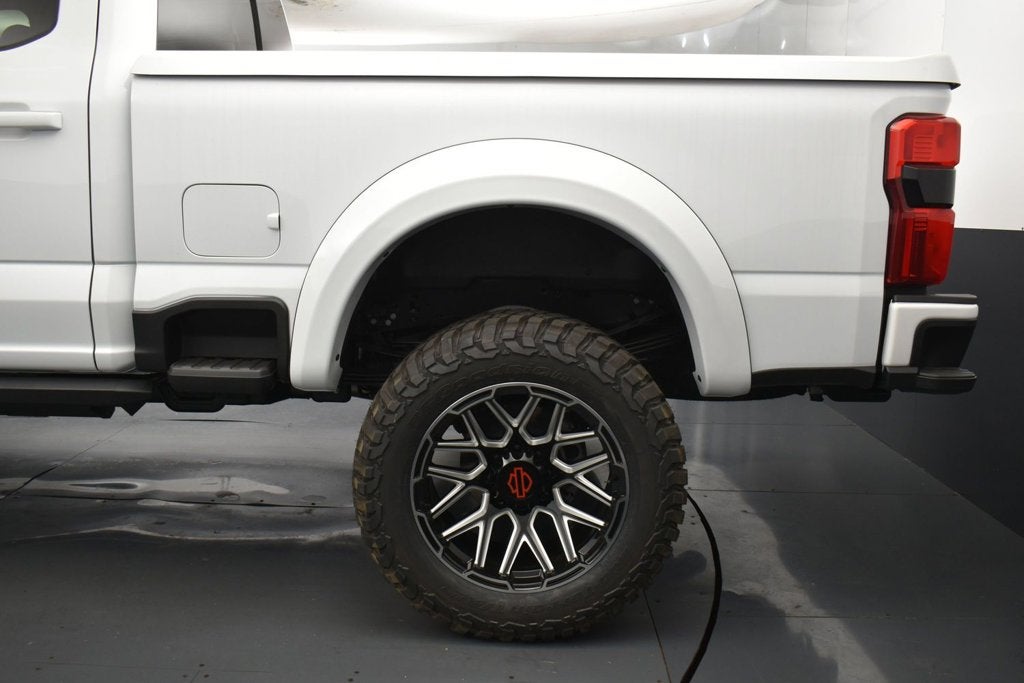 2027 Ford F-250SD Lariat
