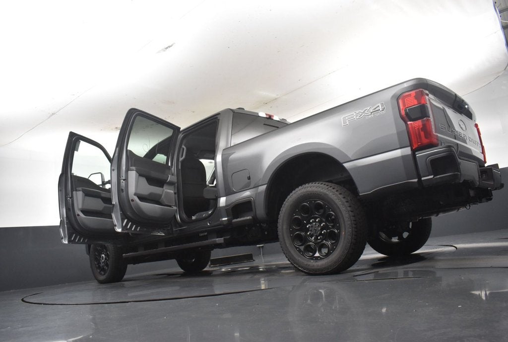 2027 Ford F-250SD XLT 603A