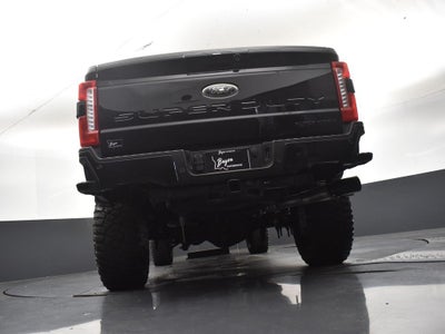 2026 Ford F-250SD Lariat Black Widow