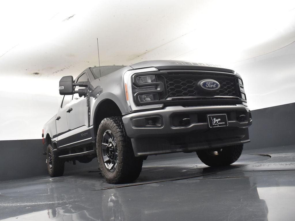 2023 Ford F-250SD XLT