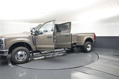 2027 Ford F-350SD Lariat DRW 628A