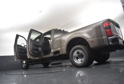 2027 Ford F-350SD Lariat DRW 628A