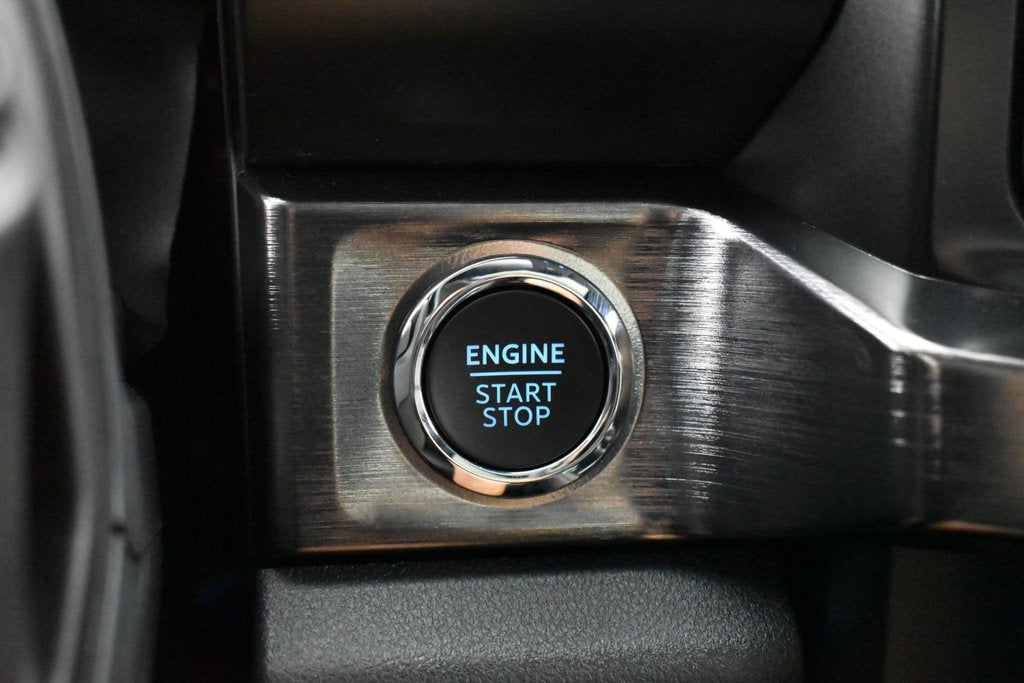 2027 Ford F-350SD Lariat DRW 628A