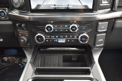 2027 Ford F-350SD Lariat DRW 628A
