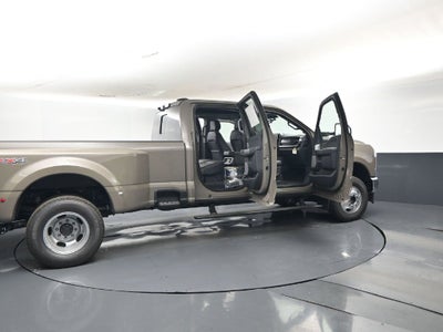 2027 Ford F-350SD Lariat DRW 628A