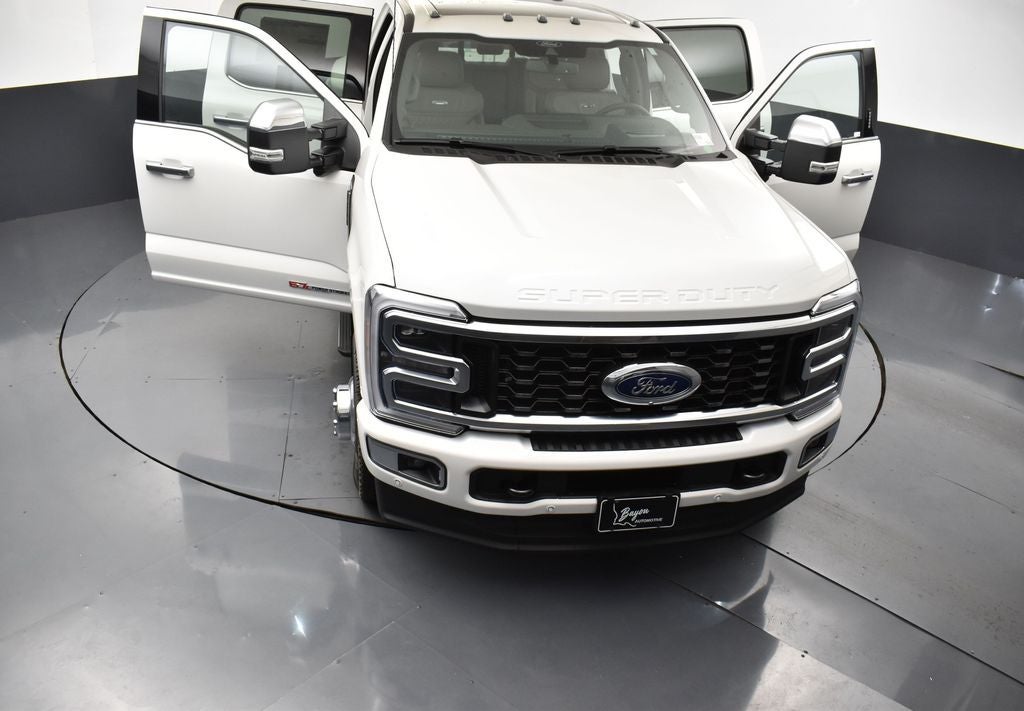 2026 Ford F-350SD Platinum DRW 723A