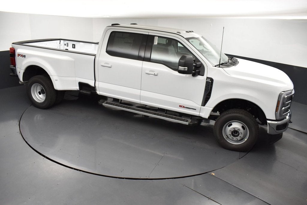 2027 Ford F-350SD XLT 623A DRW