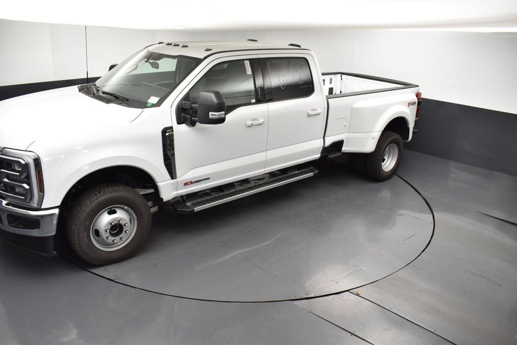 2027 Ford F-350SD XLT 623A DRW
