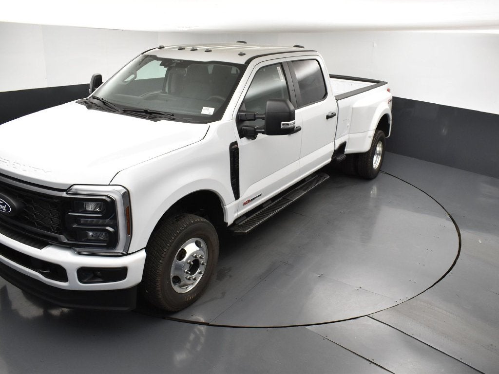 2027 Ford F-350SD XL 620A DRW