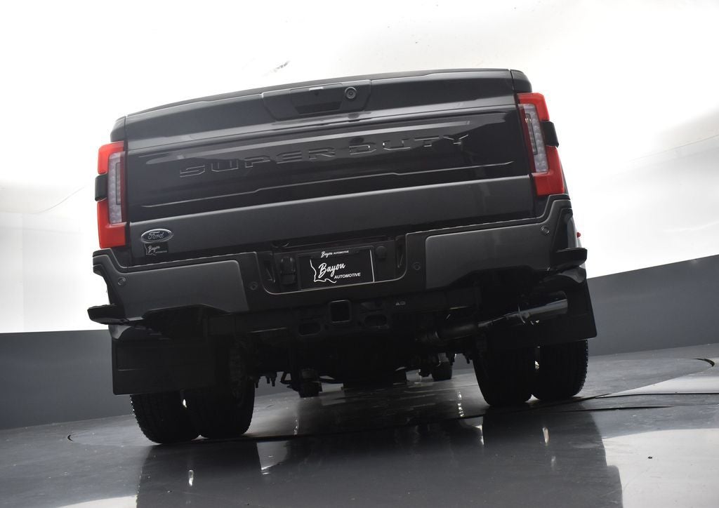 2026 Ford F-350SD Platinum DRW 723A