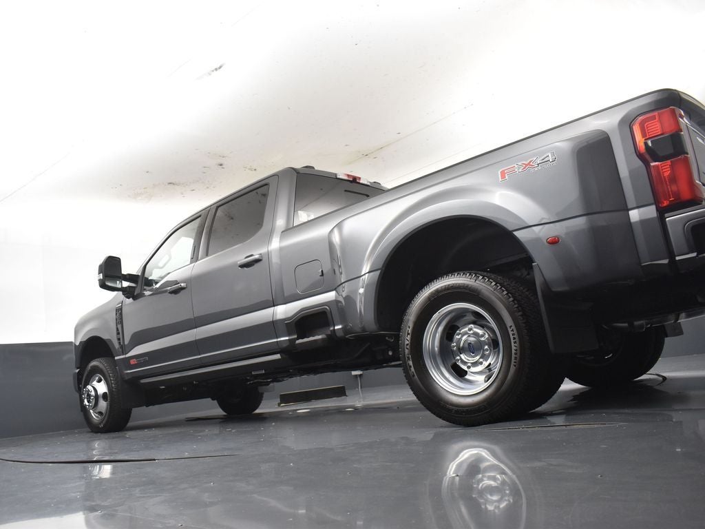 2026 Ford F-350SD Platinum DRW 723A