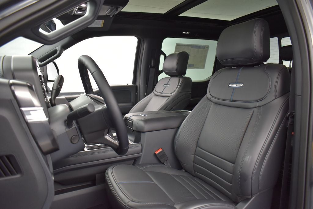 2026 Ford F-350SD Platinum DRW 723A